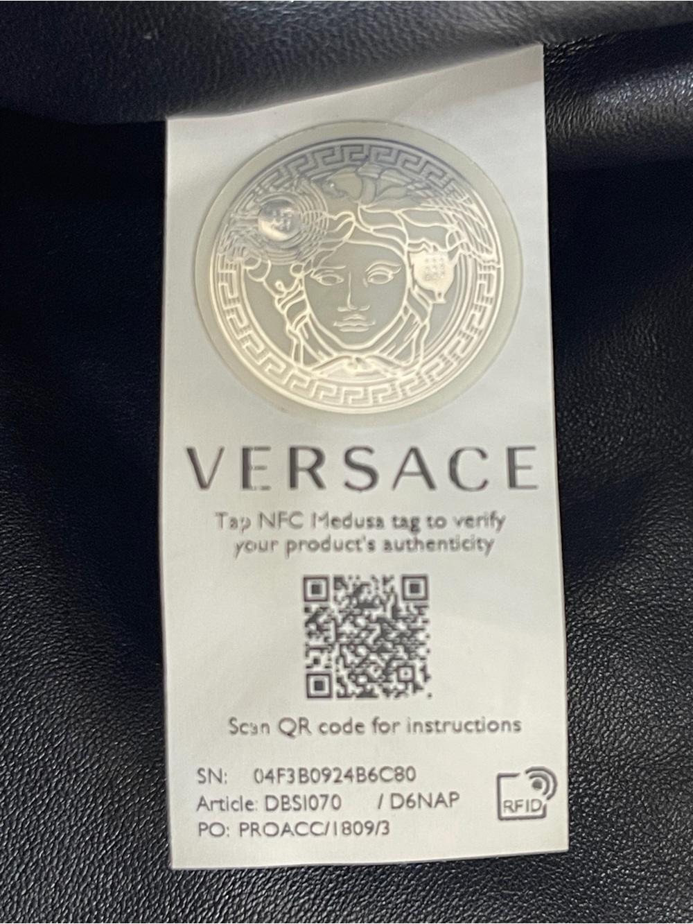 Versace La Medusa Chain Hobo bag - Picture 11 of 16